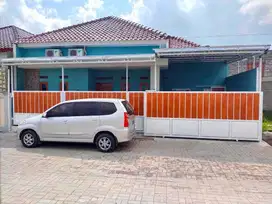 dijual rumah tipe 72/100 harga Nego lokasi gentan Sukoharjo