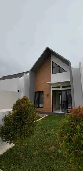 Rumah mewah 2 lantai siap huni 3 kamar tidur Bogor Klapanunggal bisa KPR DP 0% akses terminal Cilengsi kota Bogor