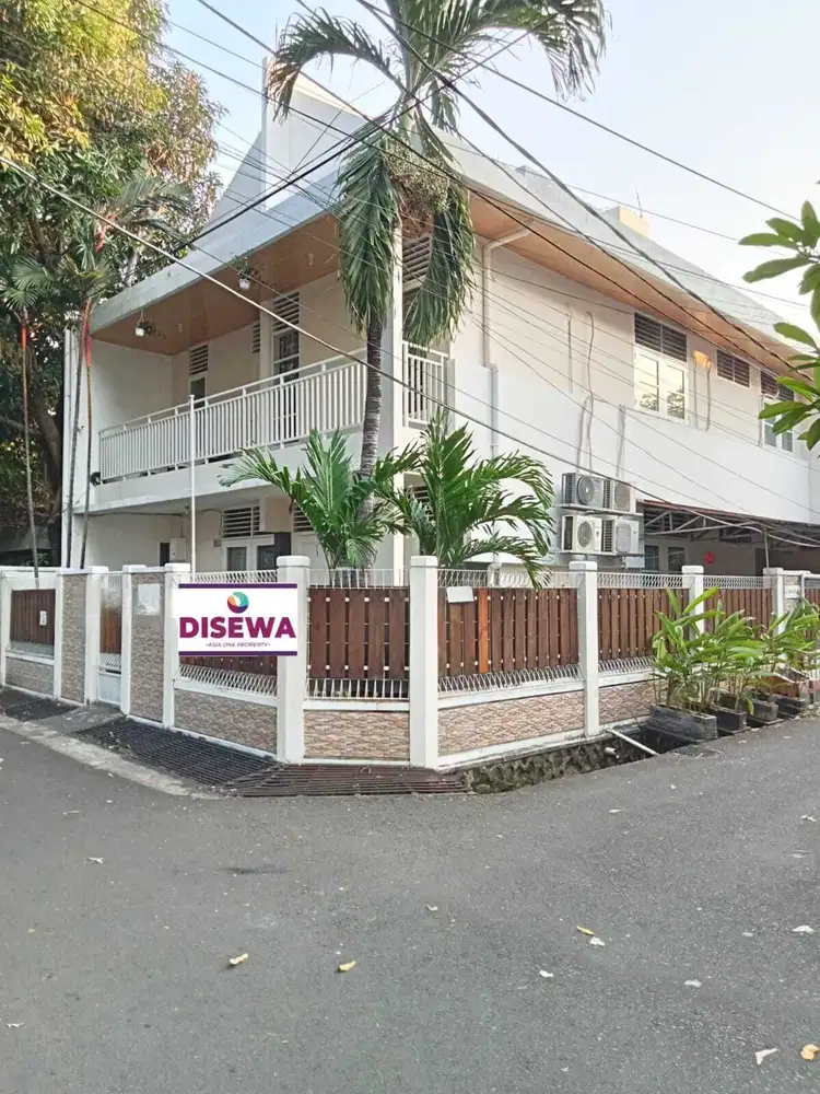 Rumah Full Furnish Di Rawamangun Jakarta Timur