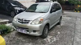 Daihatsu xenia li 2009 bisa kredit
