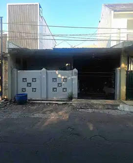 ( PUSAT KOTA ) RUMAH USAHA DI JL KEMUNING BRUMBUNGAN SEMARANG TENGAH