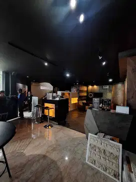 DIJUAL CEPAT GEDUNG OFFICE DAN WORKSHOP LOKASI SANGAT STRATEGIS