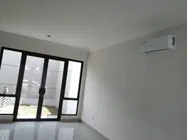Disewa Rumah 2 Lantai  Terawat & Asri di Podomoro Park Bandung