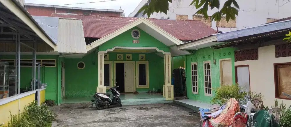 Dijual cepat rumah di Veteran. Purus. Padang. Sumatra Barat