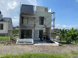dijual villa bangunan baru 7 menit Alun-Alun Batu