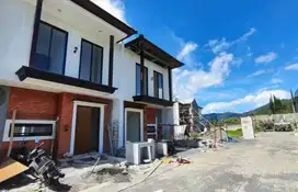 villa dekat alun alun kota batu