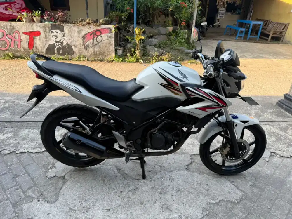 Honda CB 150 R THN 2013 plat AB kota