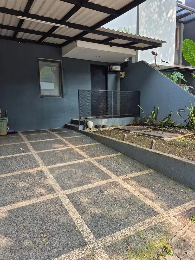 DISEWAKAN RUMAH HOMIE DI OZONE BINTARO JAKARTA SELATAN RC VETERAN