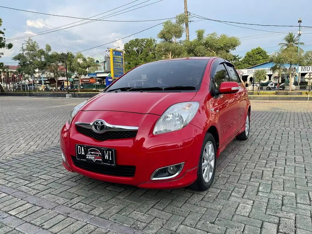 Toyota Yaris 1.5 E Matic 2011