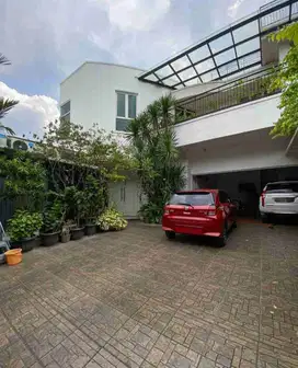 Dijual Rumah Merah Siap Huni Di Pondok Indah Jakarta Selatan