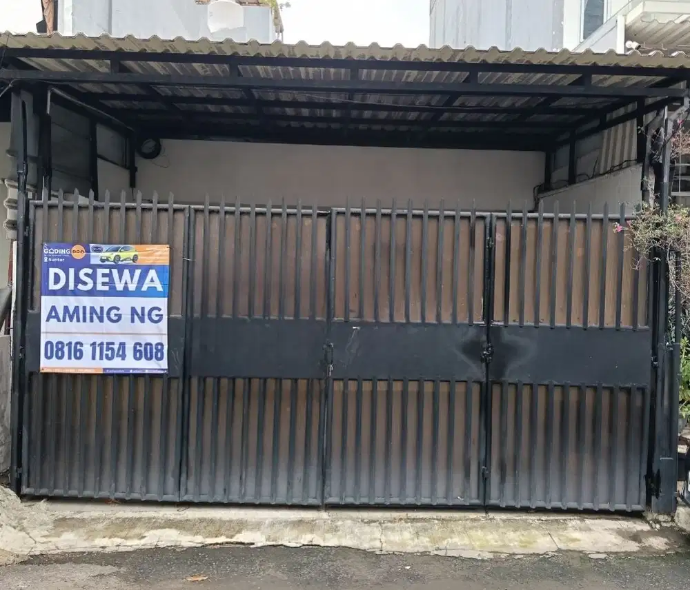 Rumah minimalis 1 1/2 lantai semi furnished disewakan Sunter Jakarta