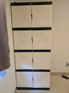 Lemari plastik 4 susun
