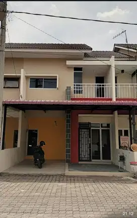 Disewakan Rumah Komplek Cantik Harga Murah