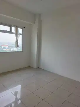 Aid - Disewa Apt GreenHill Kelapa Gading Blossom 3BR Unfurnish