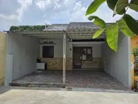 DISEWAKAN Rumah Bagus Dalam Cluster Dekat Tol Desari Tol Pamulang