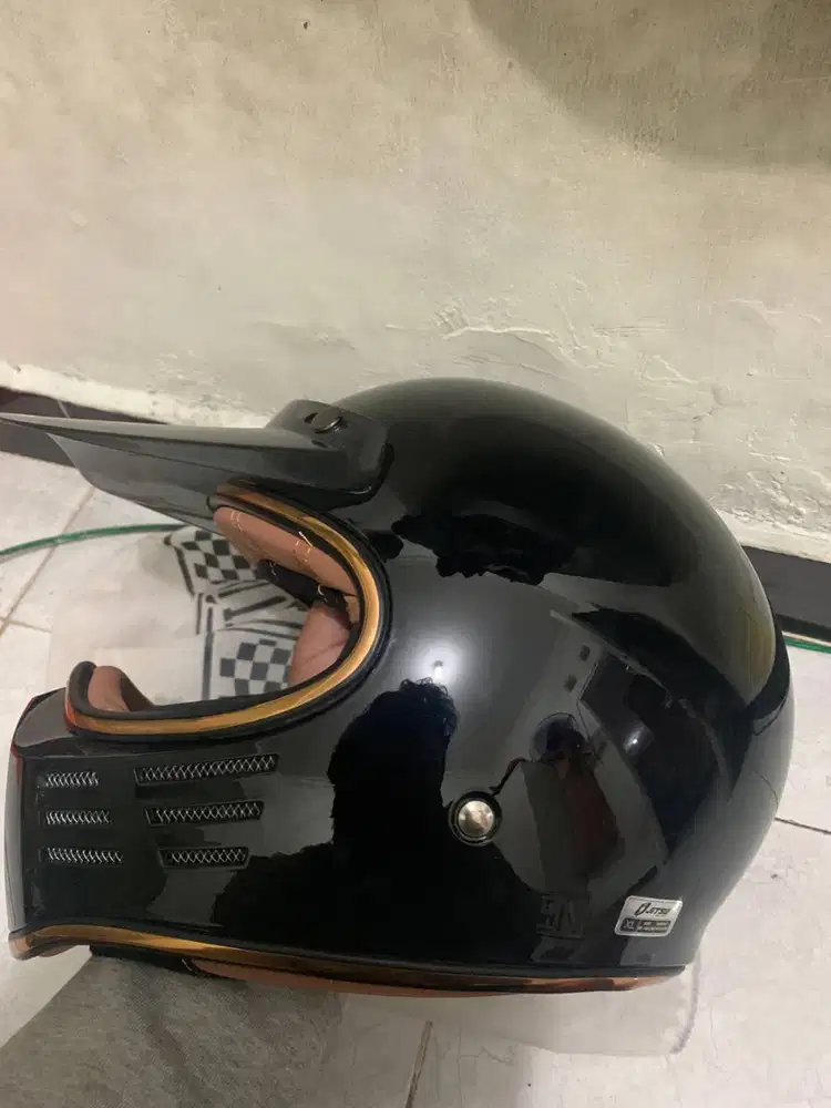 Helm Cakil Jitsu
