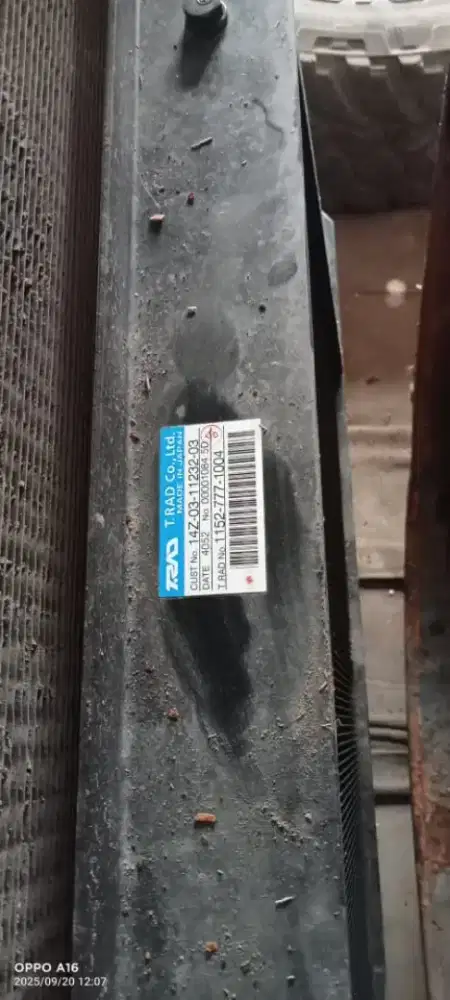 Radiator D85ESS-2 Komatsu genuine komplit oil cooler