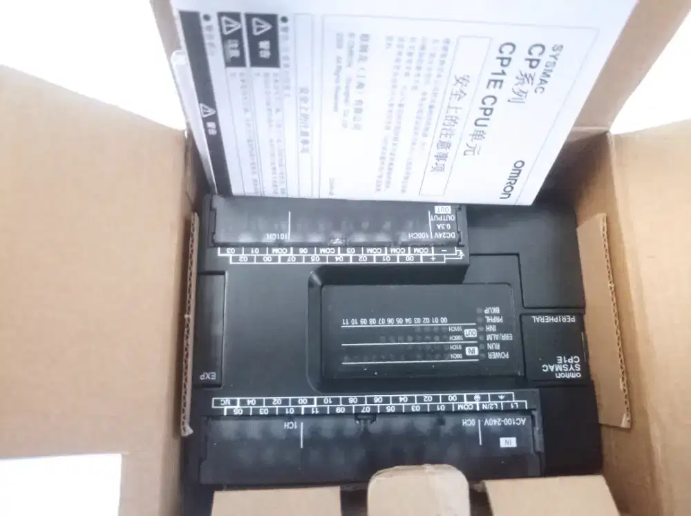 Plc omron CP1E-E30SDR-A