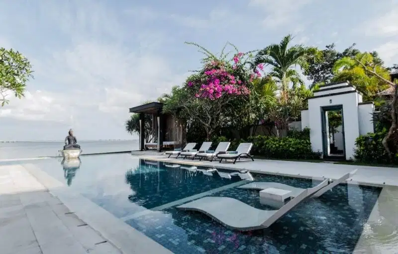 Villa Beach front Tanjung Benoa Bali