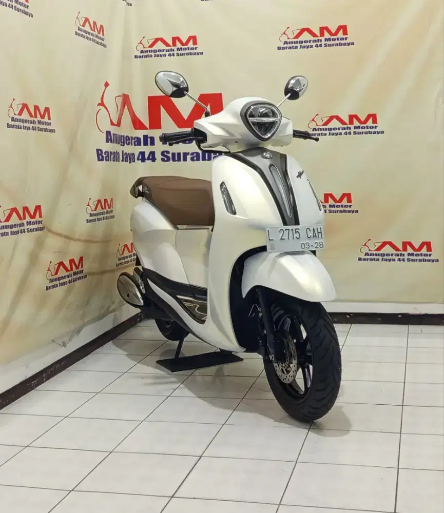 Yamaha Filano Lux Tahun 2023 warna silver