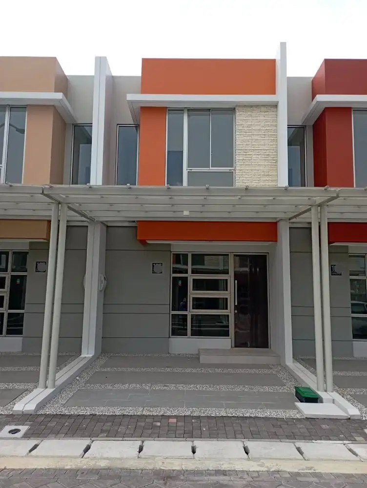 DISEWA RUMAH PIK 2 UK 4.5x10 KOSONGAN ADA 2 AC HARGA TERMURAH