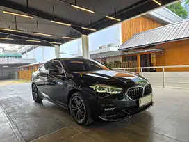 2022 BMW 218i Gran Coupe Sport, Low KM !!