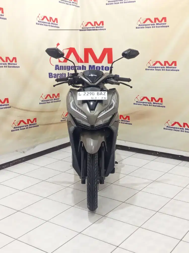 Honda Vario 150 Keyles Tahun 2020 coklat doff