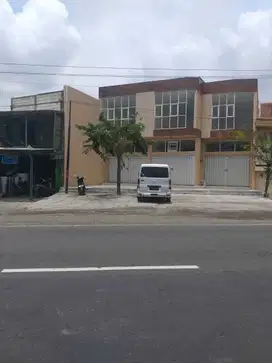 DIJUAL 3 RUKO JEJER DI 0 JALAN RAYA KRIAN SIDOARJO PARKIR LUAS