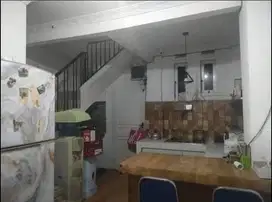 Disewakan Rumah 2,5 Lt siap huni Di Matraman Jakarta Timur