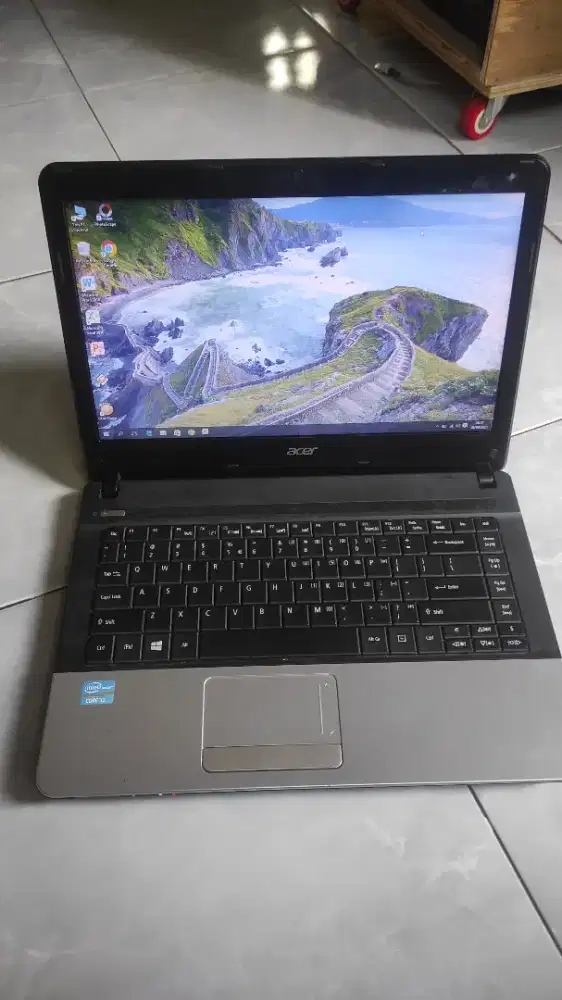 Laptop Acer 14 i3 3110M Speed 2,40Ghz Normal & Mulus Siap Pakai