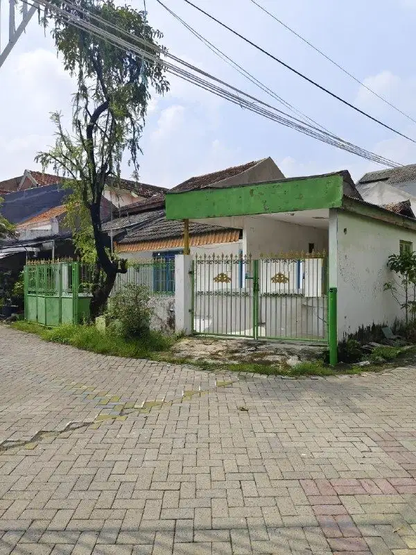 Turun Harga ! Rumah Siap Huni Strategis Griya Kebraon