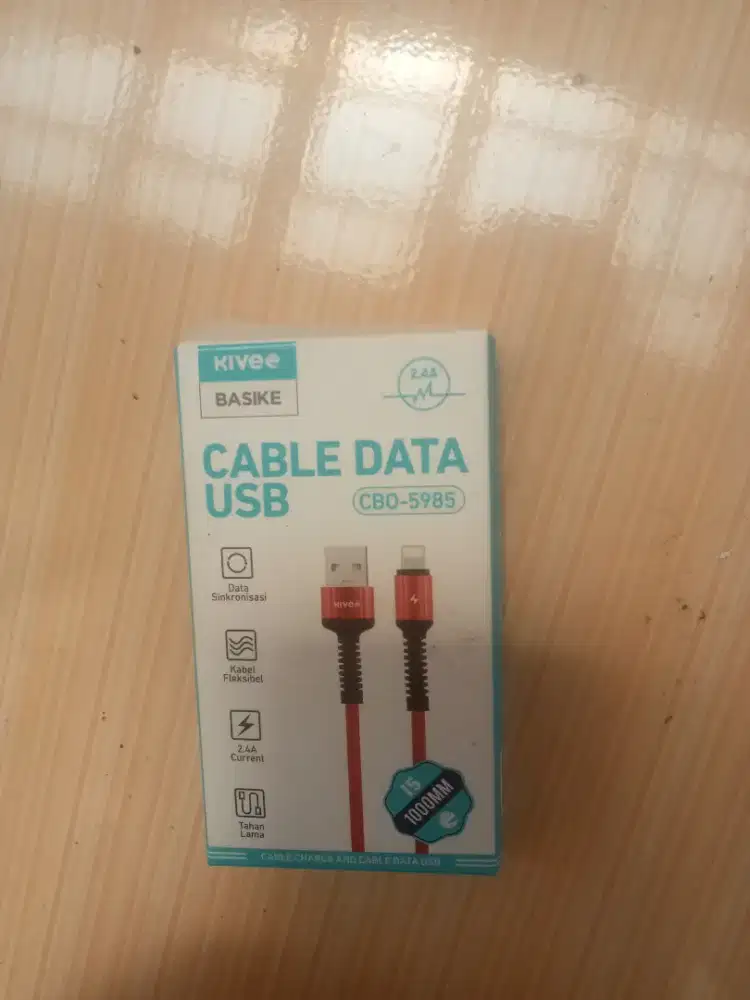 Kabel data merk kive/basike