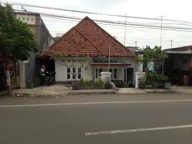 Taufik - Jual Sewa Rumah JL BRAWIJAYA - Prajurit Kulon Mojokerto
