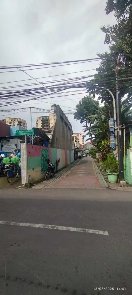 RUMAH DI KELURAHAN KEBONSARI, JAMBANGAN SURABAYA
