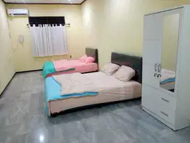 Kos Harian di Menteng kmr luas (twin bed queen)