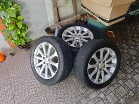 Velg Original Suzuki Grand Vitara Ban Bridgestone Dueler 235/60/R18