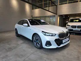 2024 BMW i5 eDrive40, Big electric sedan !!
