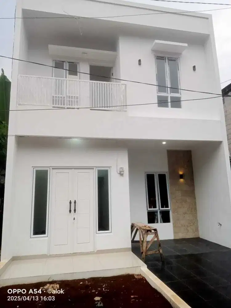 Dijual Rumah 2 Lantai Siap Huni di Kalisari Cijantung Jakarta Timur