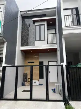 RUMAH GRESS SIAP HUNI DI PERUM GUNUNGANYAR EMAS, STRATEGIS