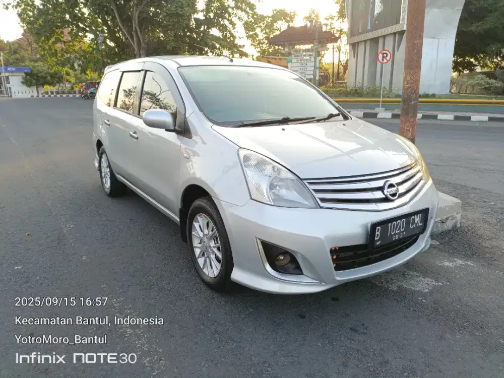Grand Livina SV 1.5 Manual 2012