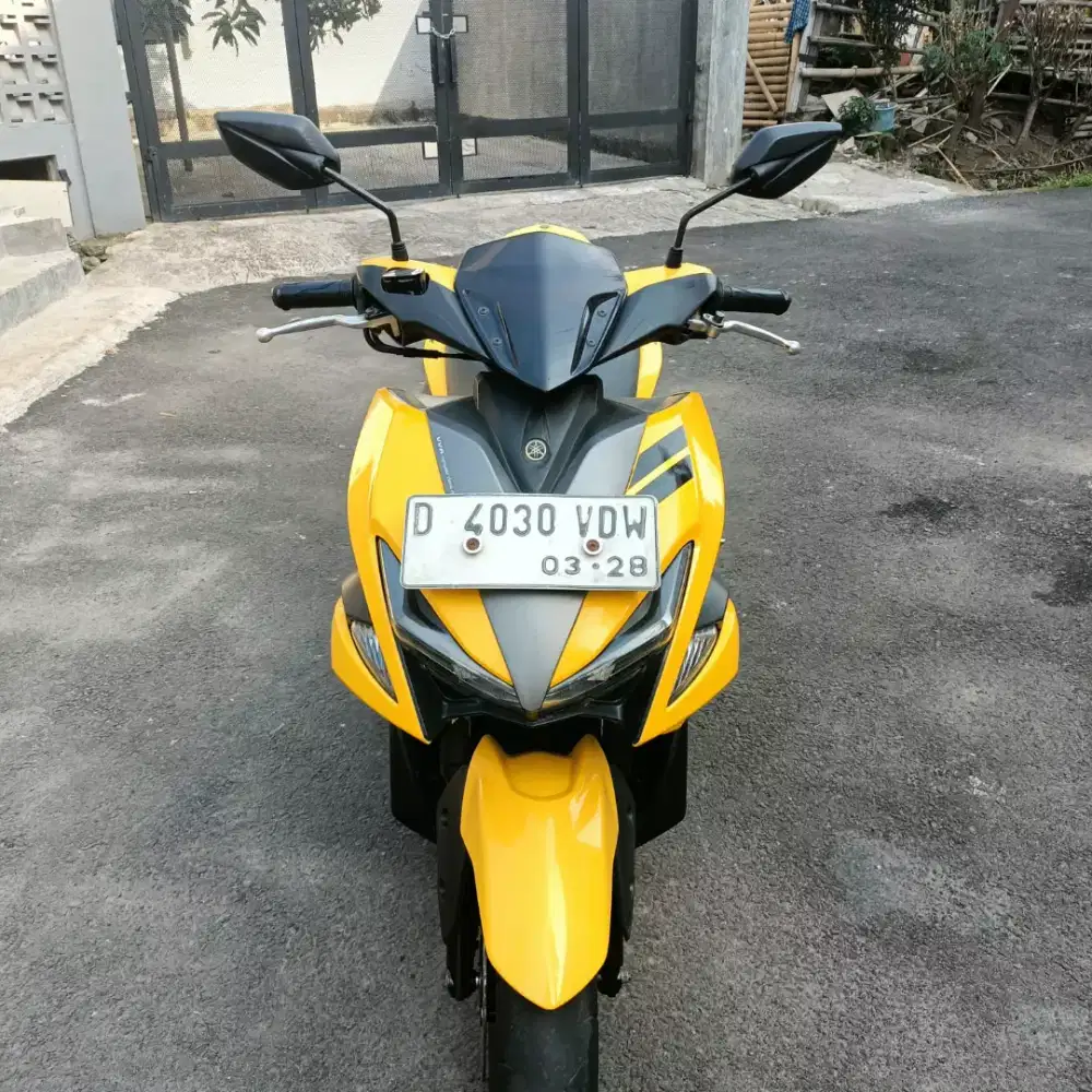 Aerox 155 Thun 2018 mulus