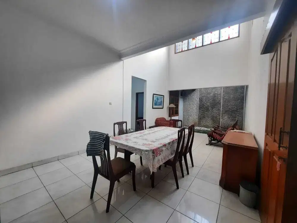 Rumah Asri dan Sejuk di Bona Indah. Dekat Lap Tenis.