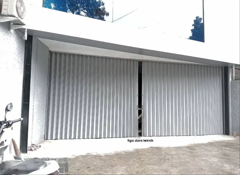 Pintu Gerbang Folding gate tebal | jasa pasang serpis terdekat