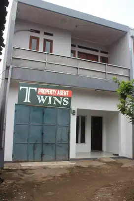 Dijual rumah 2lantai disamping kota wisata cibubur