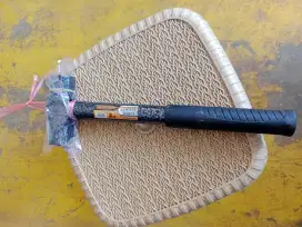 Palu Besi 2LB dengan berat sekitar 2 pon