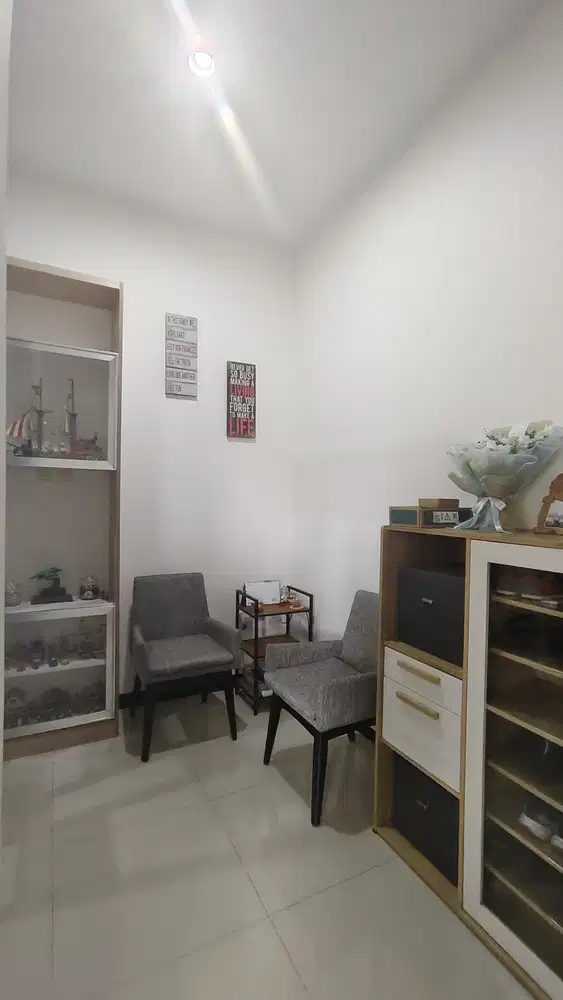 Sewa Rumah Cantik Minimalis Modern di Taman Kopo Indah TKI 5