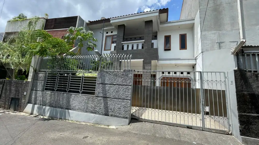 Rumah Bagus siap huni sangat nyaman di Tebet utara Jakarta Selatan