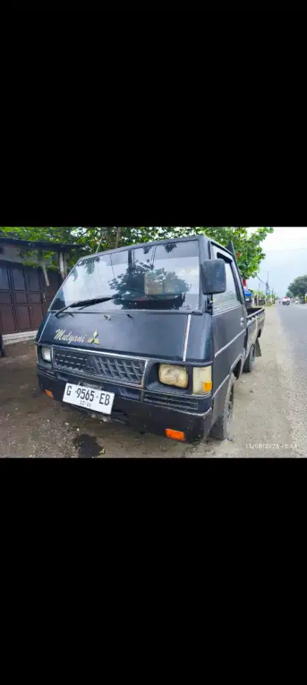 Jual Cepat BU L300 solar 2006