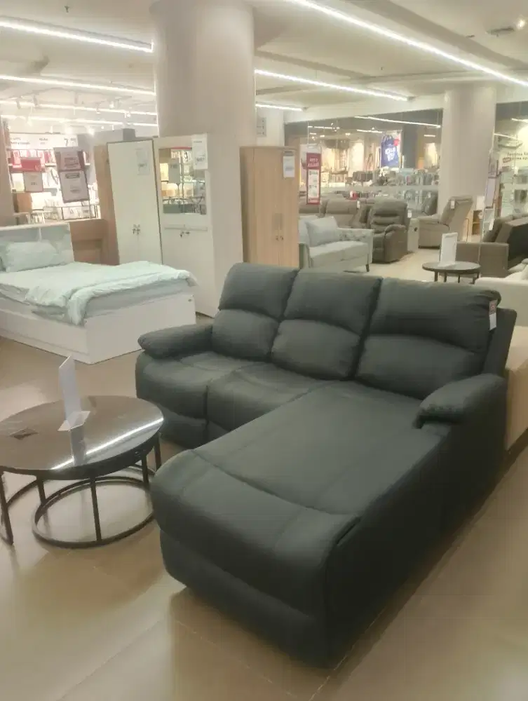 Liverton Sofa Corner black reclainer
