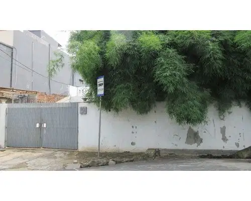 Di jual rumah mewah dan luas di kebayoran baru